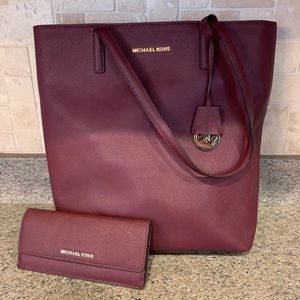 Michael Kors Purse and matching wallet
